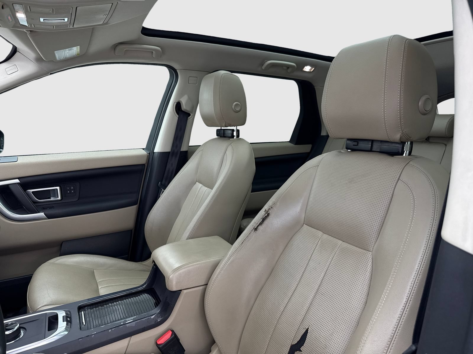 Used 2019 Land Rover Discovery Sport AWD/4WD image 15