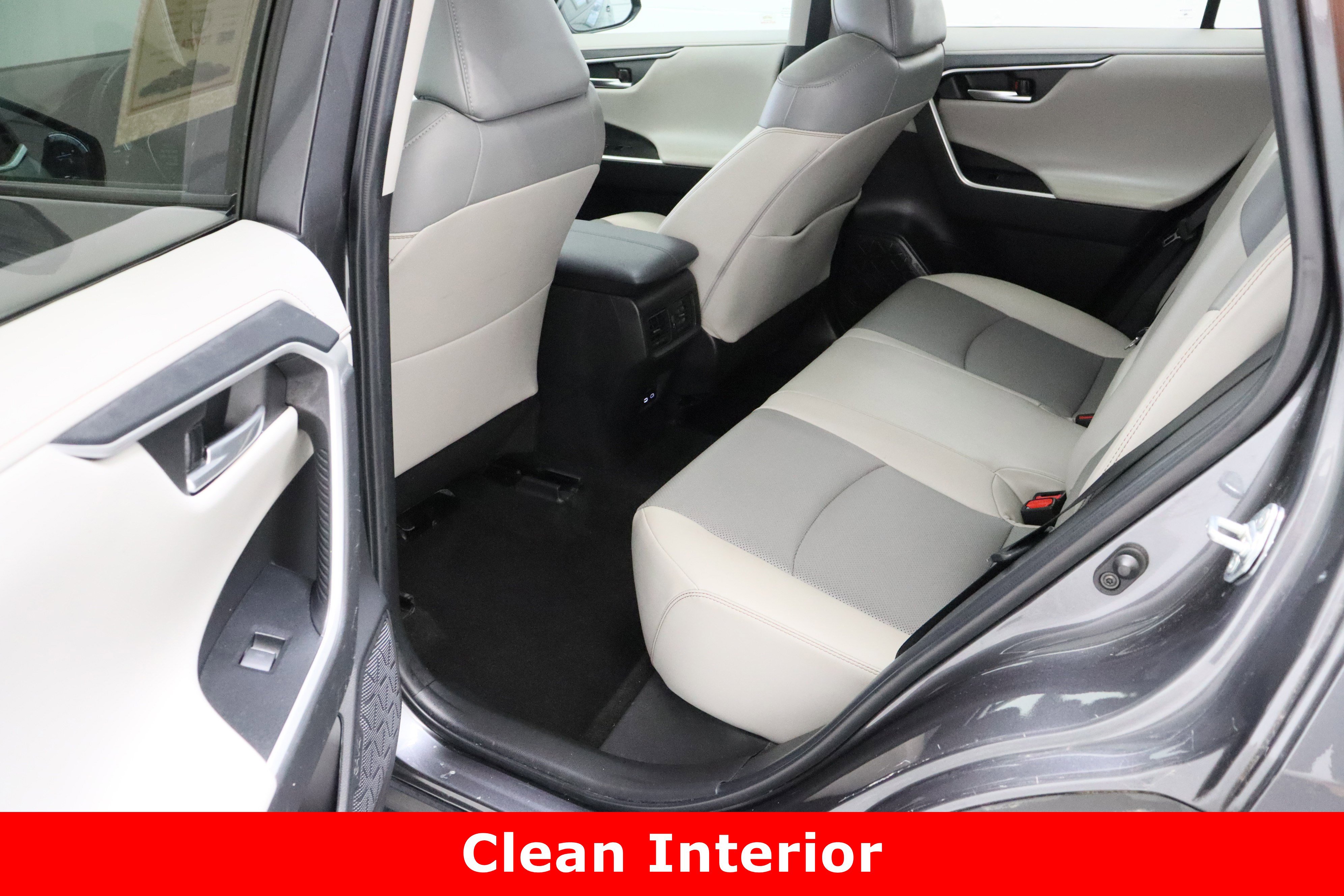 Used 2023 Toyota RAV4 Limited image 29