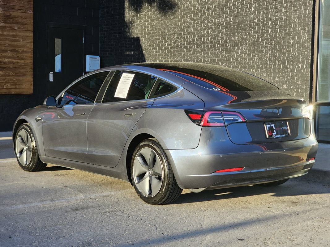 Used 2020 Tesla Model 3 Standard Range Plus RWD image 13