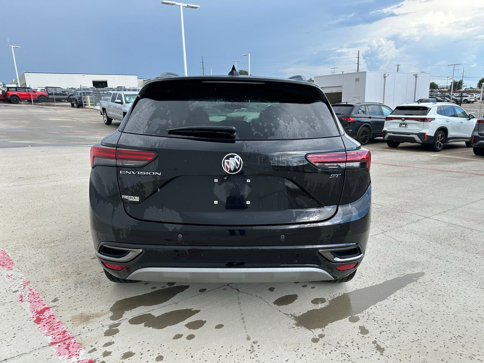 Used 2022 Buick Envision Essence w/ Sport Touring Package FWD image 5