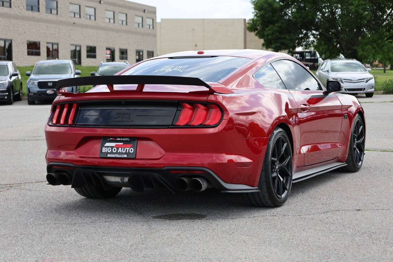 Used 2020 Ford Mustang GT Premium w/ GT Performance Package RWD image 9