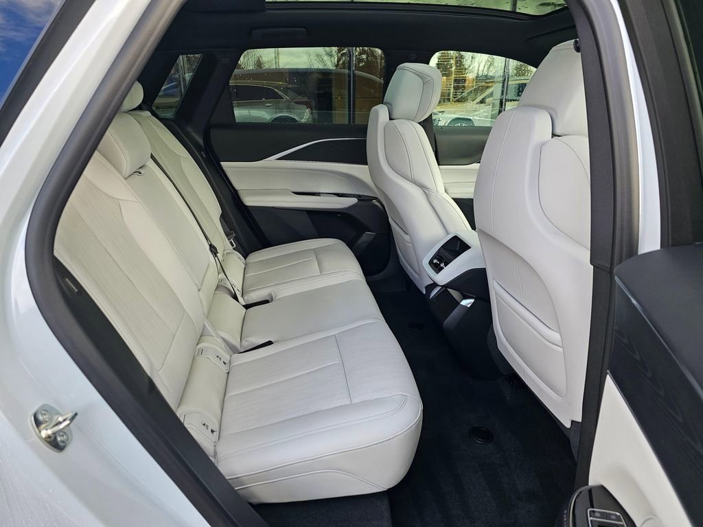 Used 2026 Cadillac Lyriq Sport image 12