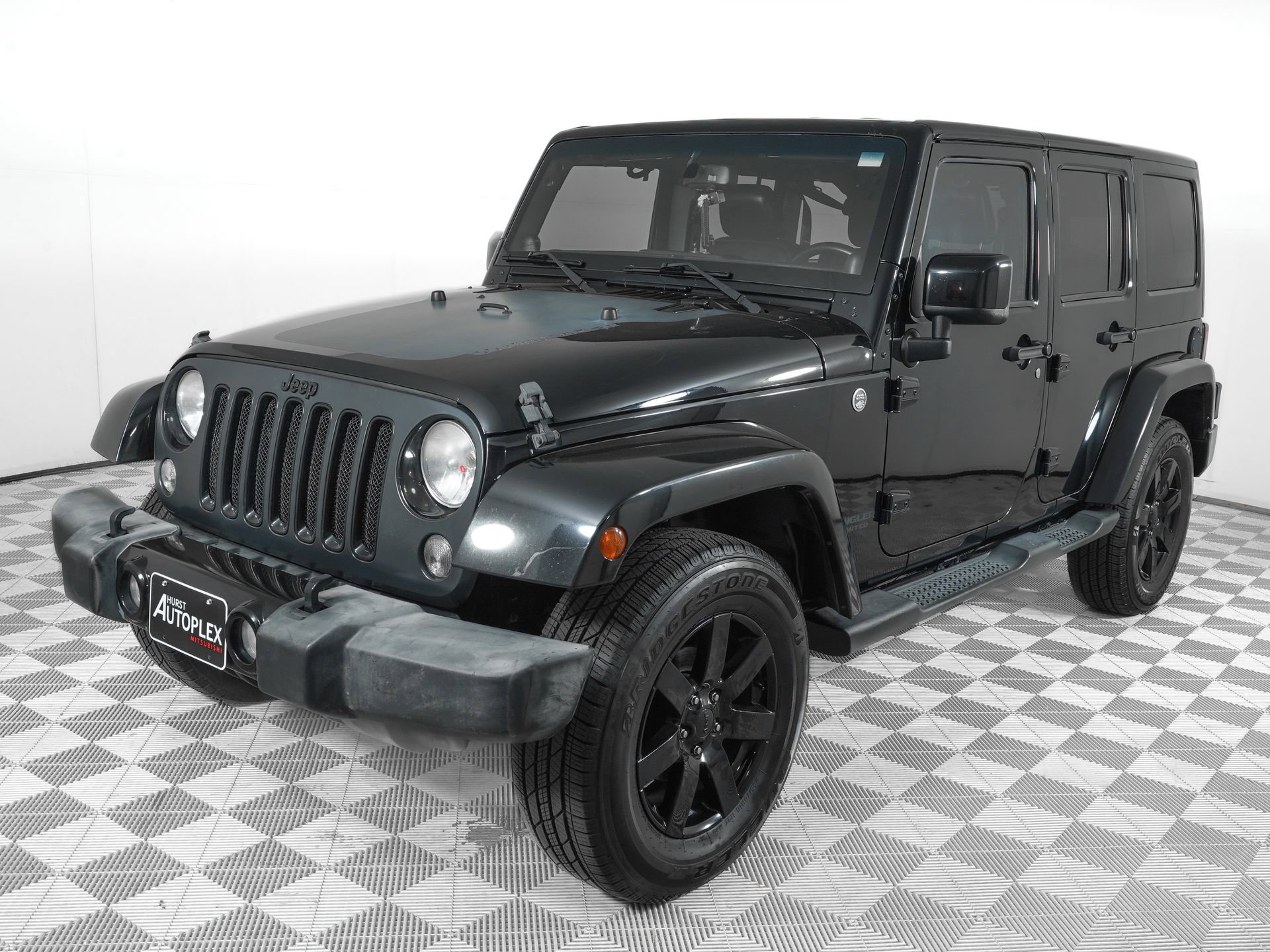Used 2014 Jeep Wrangler Unlimited Sahara image 8