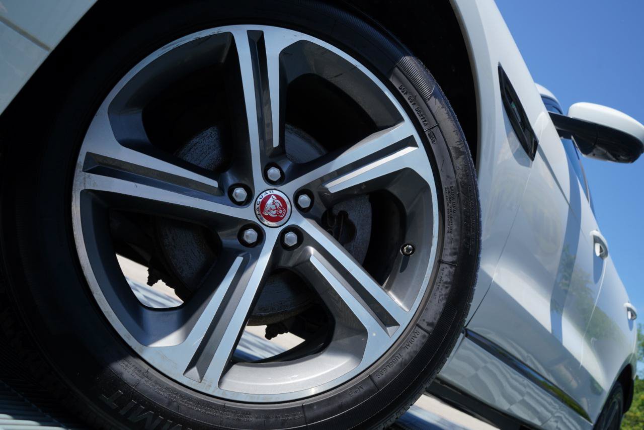 Used 2020 Jaguar F-PACE R-Sport AWD/4WD image 92