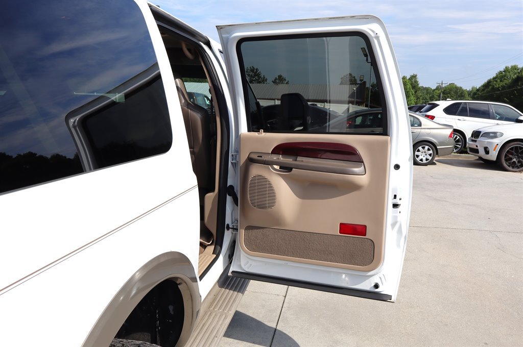 Used 2004 Ford Excursion Eddie Bauer AWD/4WD image 42