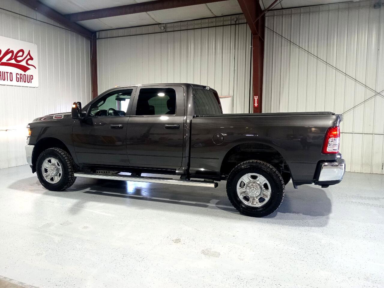 Used 2024 RAM 2500 Tradesman w/ Chrome Appearance Group image 3