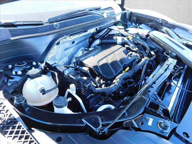 Used 2025 Chevrolet Trax LT FWD image 28