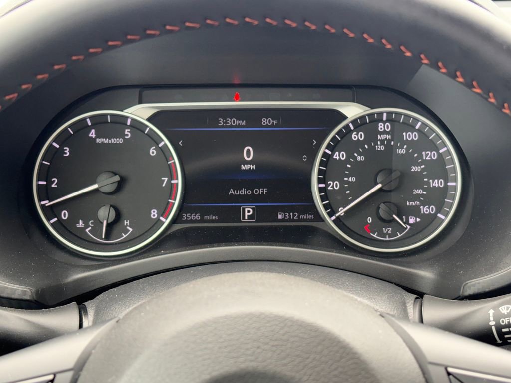 Used 2025 Nissan Sentra SR FWD image 14