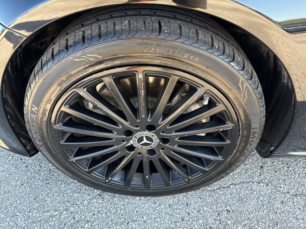 Used 2020 Mercedes-Benz C 300 Sedan image 12