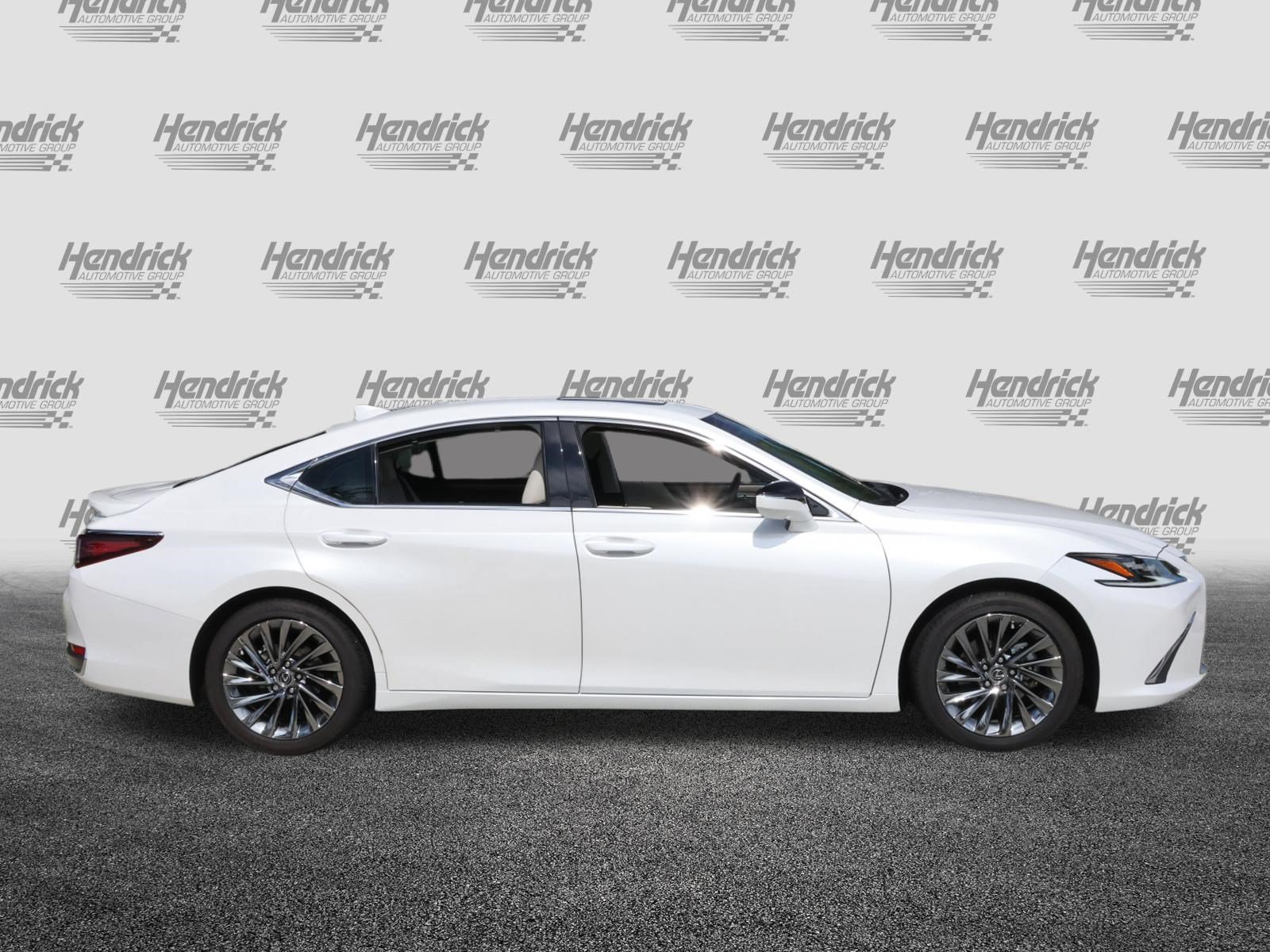 Certified 2024 Lexus ES 300h Ultra Luxury w/ Accessory Package (Z2) FWD image 10