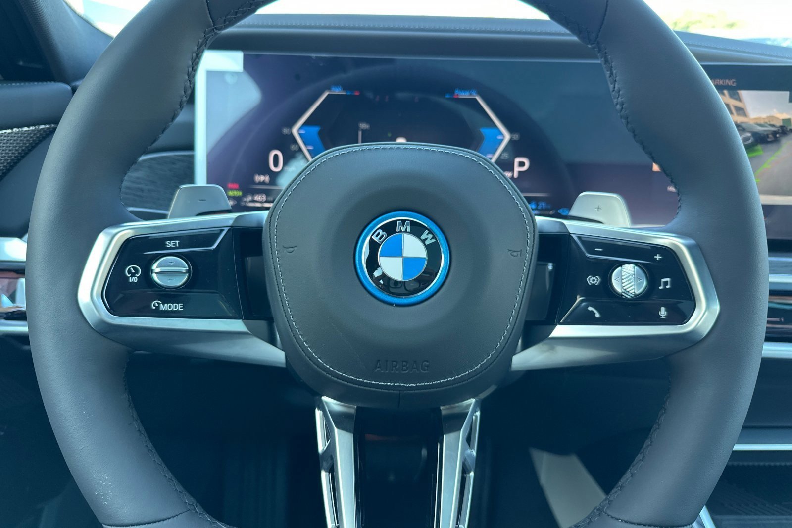 New 2026 BMW 750e xDrive AWD/4WD image 22