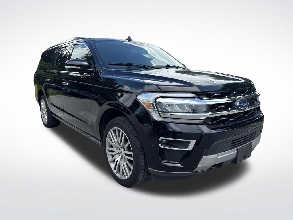 Used 2023 Ford Expedition Max Limited AWD/4WD image 2