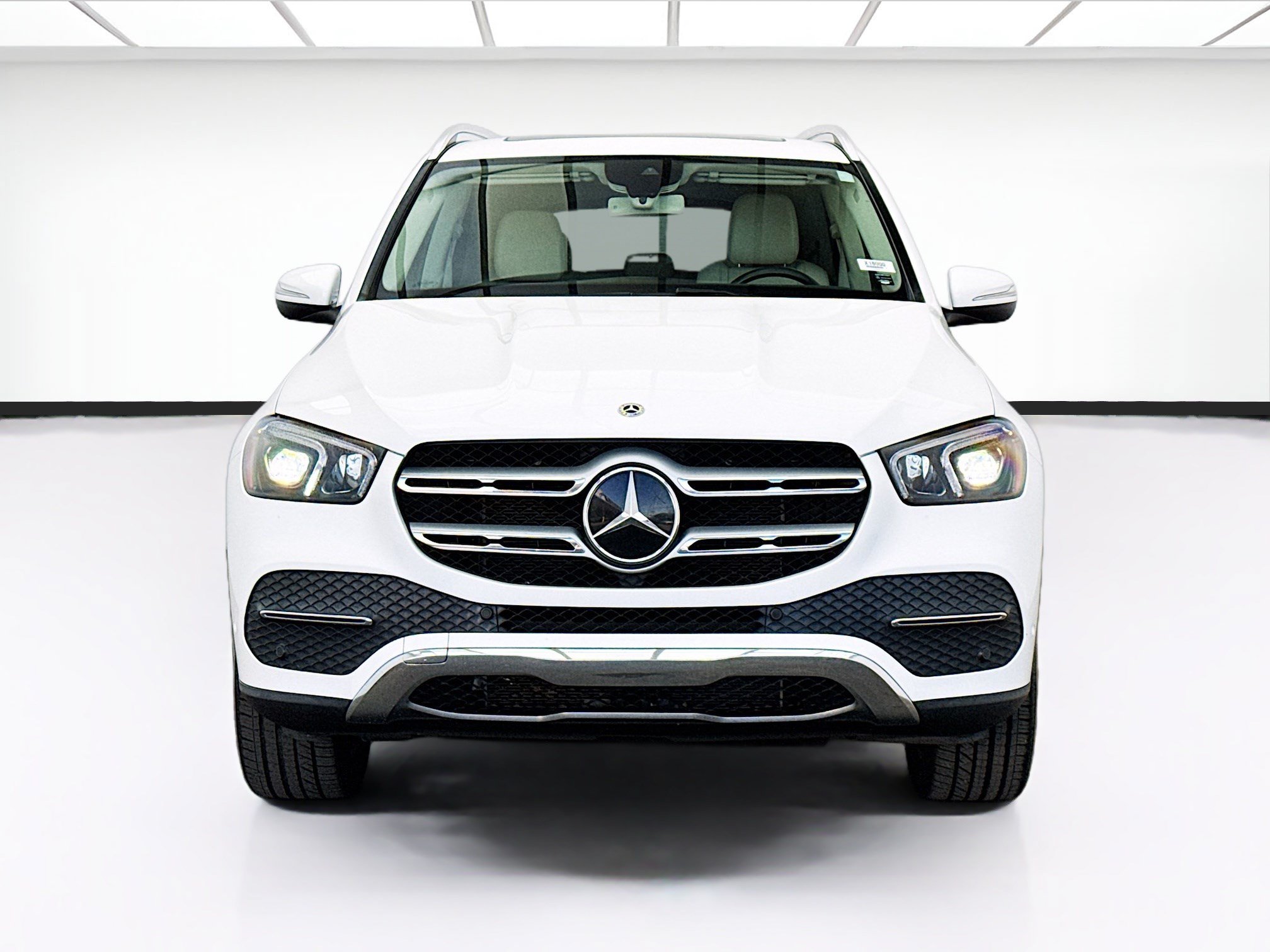 Used 2020 Mercedes-Benz GLE 350 4MATIC image 2