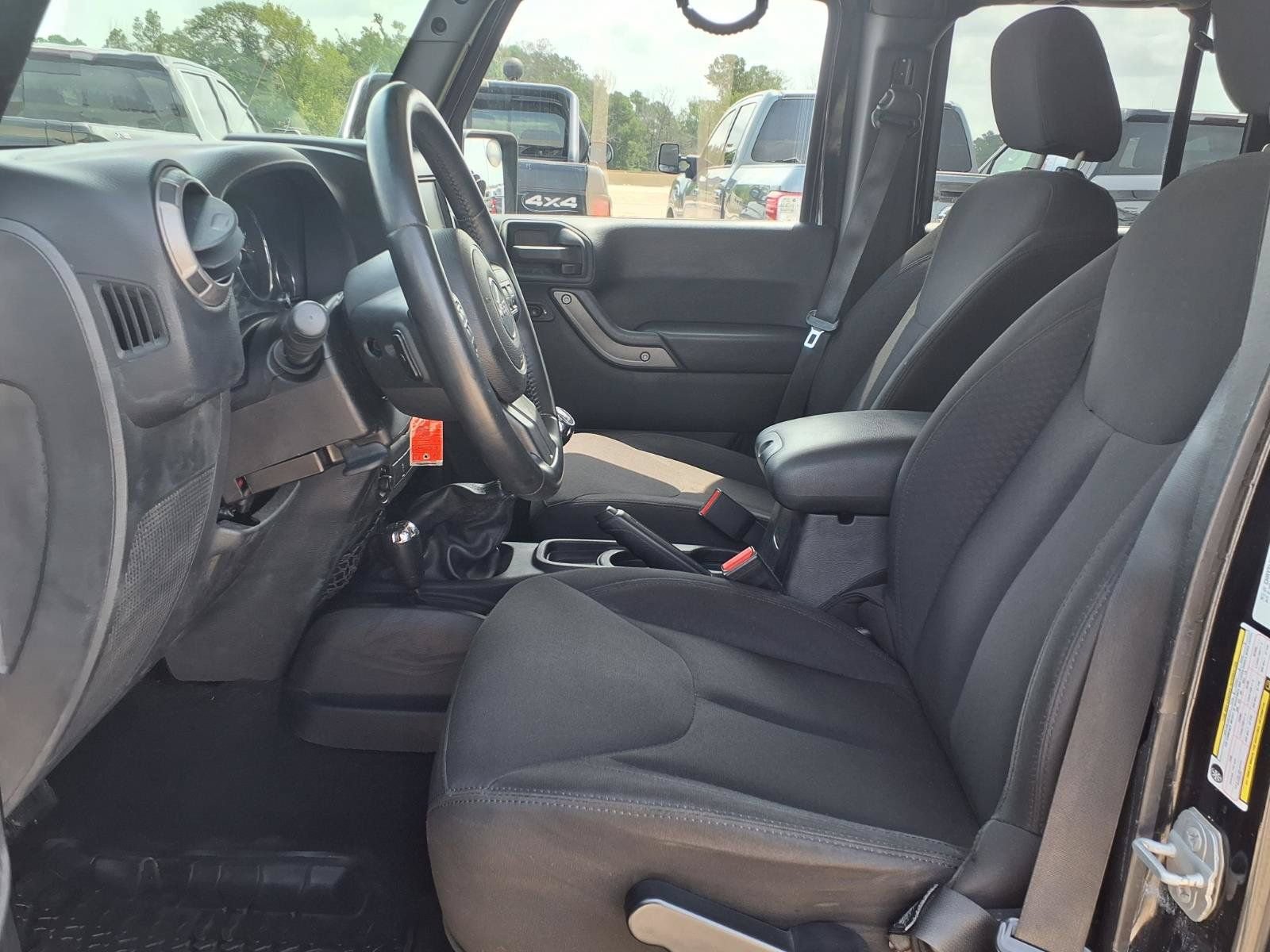Used 2014 Jeep Wrangler Unlimited Sport AWD/4WD image 17