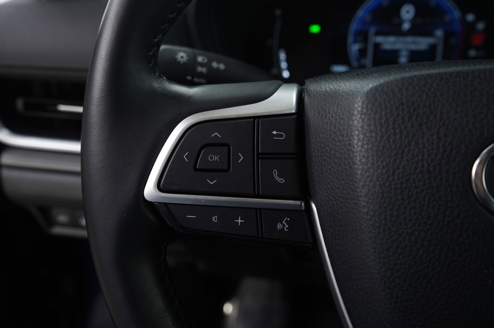 Used 2024 Toyota Grand Highlander XLE image 18