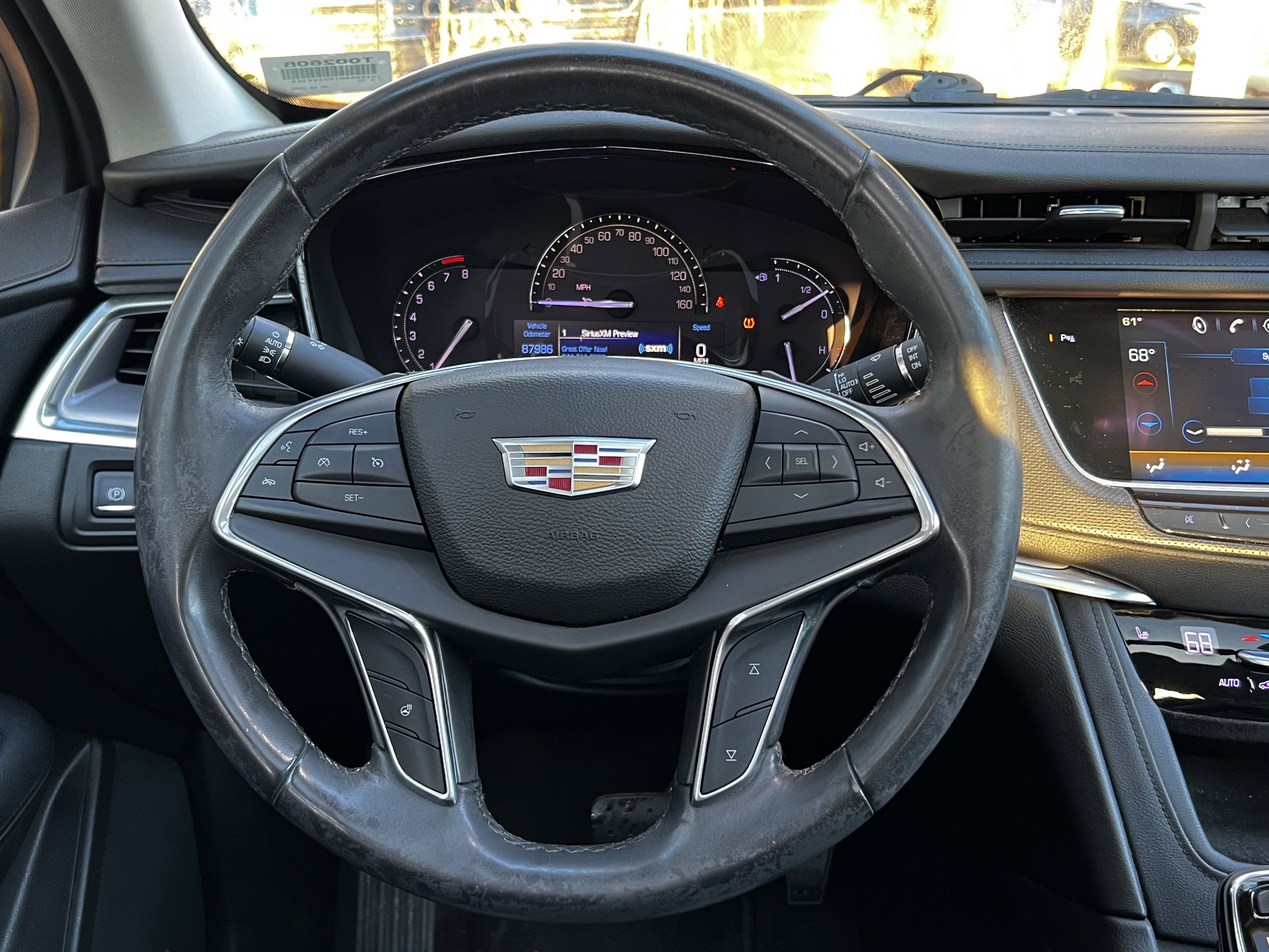 Used 2017 Cadillac XT5 Luxury image 34