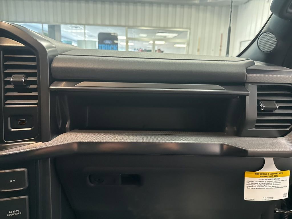 New 2026 Ford F150 Lariat w/ Equipment Group 502A High image 41