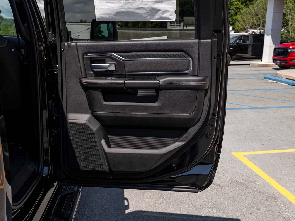 New 2026 RAM 2500 Big Horn AWD/4WD image 15