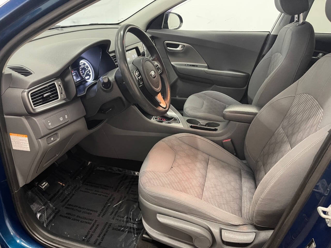 Used 2018 Kia Niro LX FWD image 4