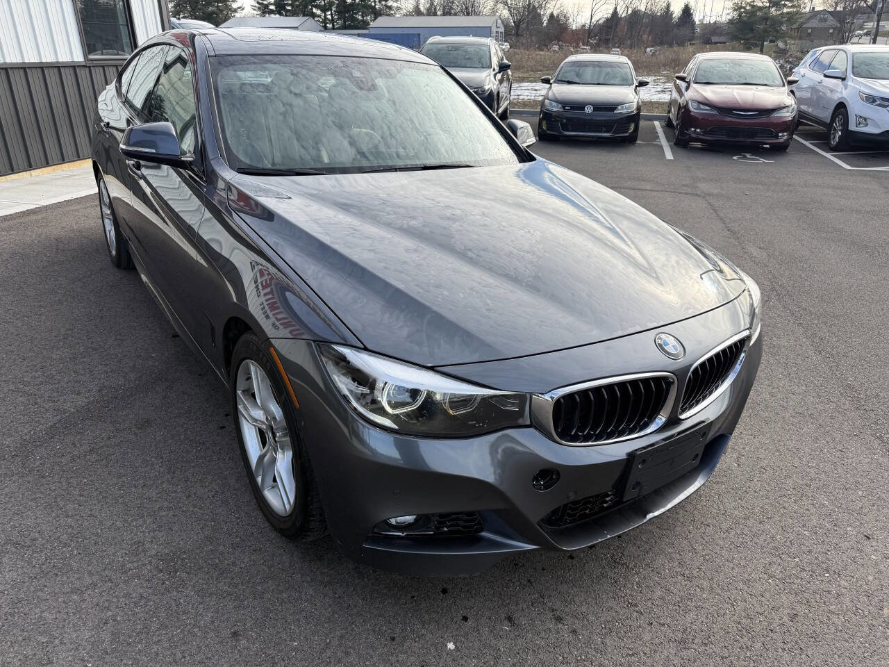 Used 2017 BMW 330i Gran Turismo xDrive AWD/4WD image 4