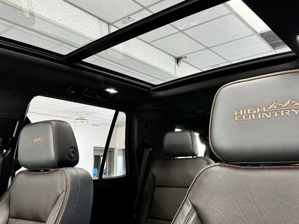Used 2022 Chevrolet Tahoe High Country AWD/4WD image 21