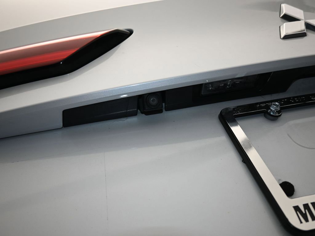 Used 2022 Mitsubishi Outlander ES image 39