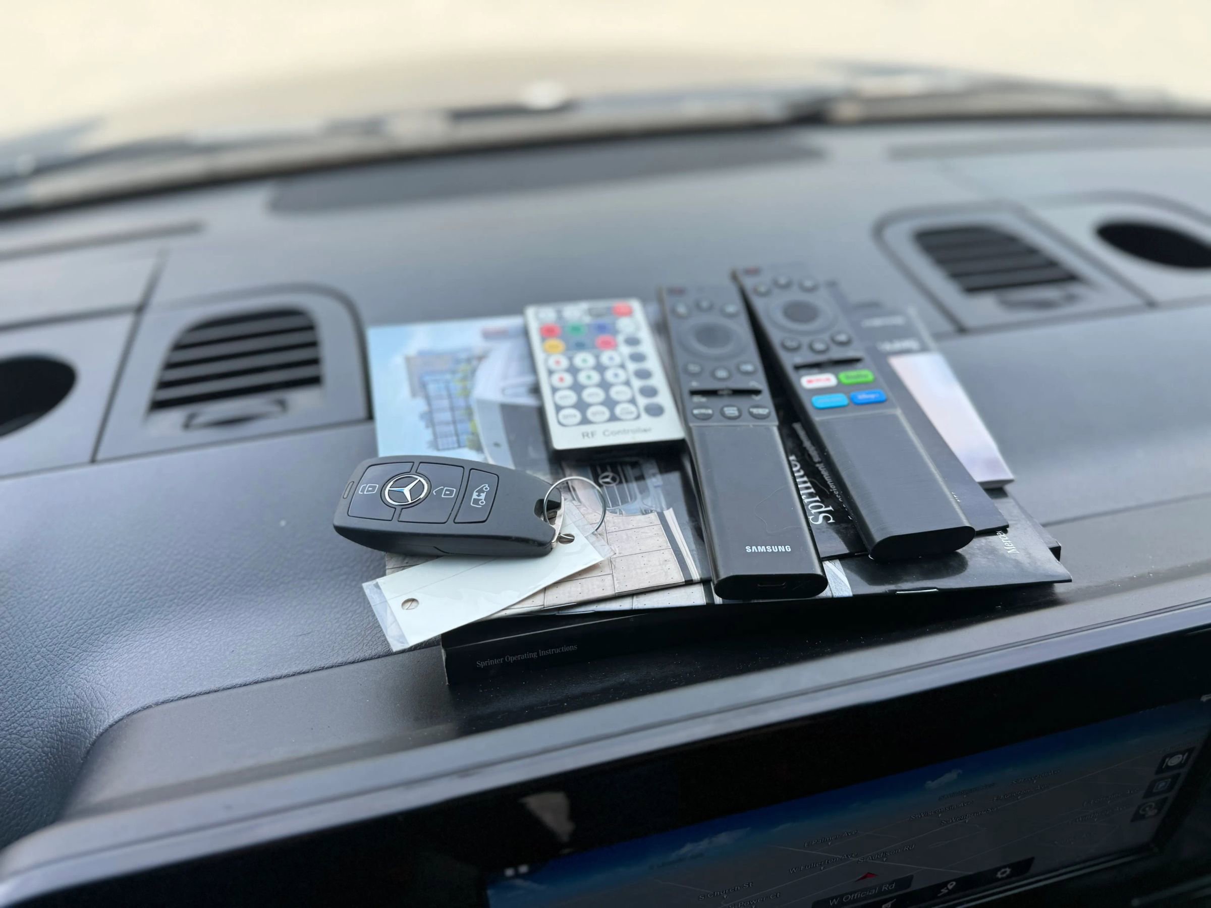 Used 2022 Mercedes-Benz Sprinter 2500 image 22