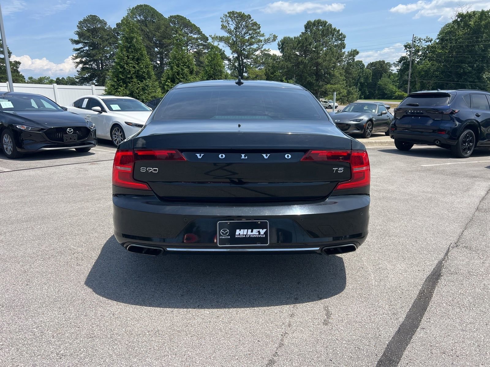 Used 2019 Volvo S90 T5 Momentum FWD image 6
