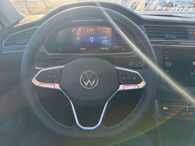 Certified 2023 Volkswagen Tiguan SE image 11