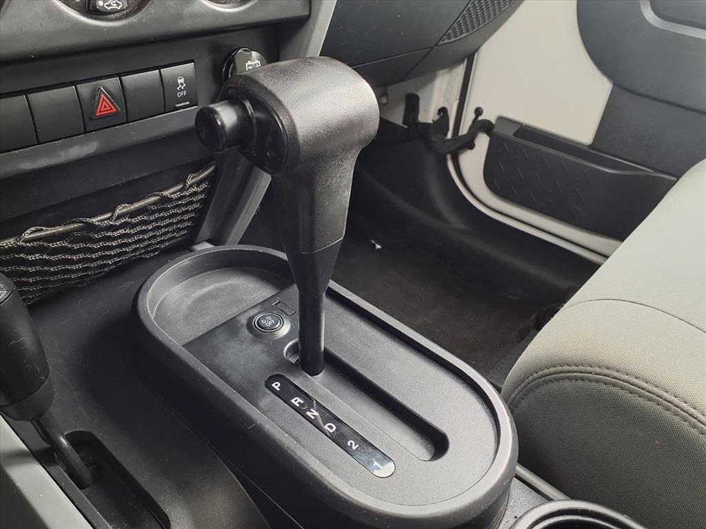 Used 2010 Jeep Wrangler Unlimited Sport image 23