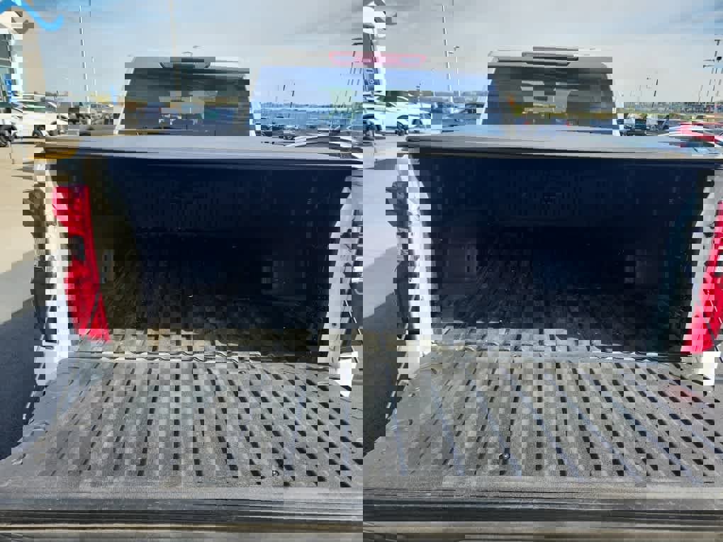 Used 2021 Chevrolet Silverado 1500 LT Trail Boss w/ Bed Protection Package image 14