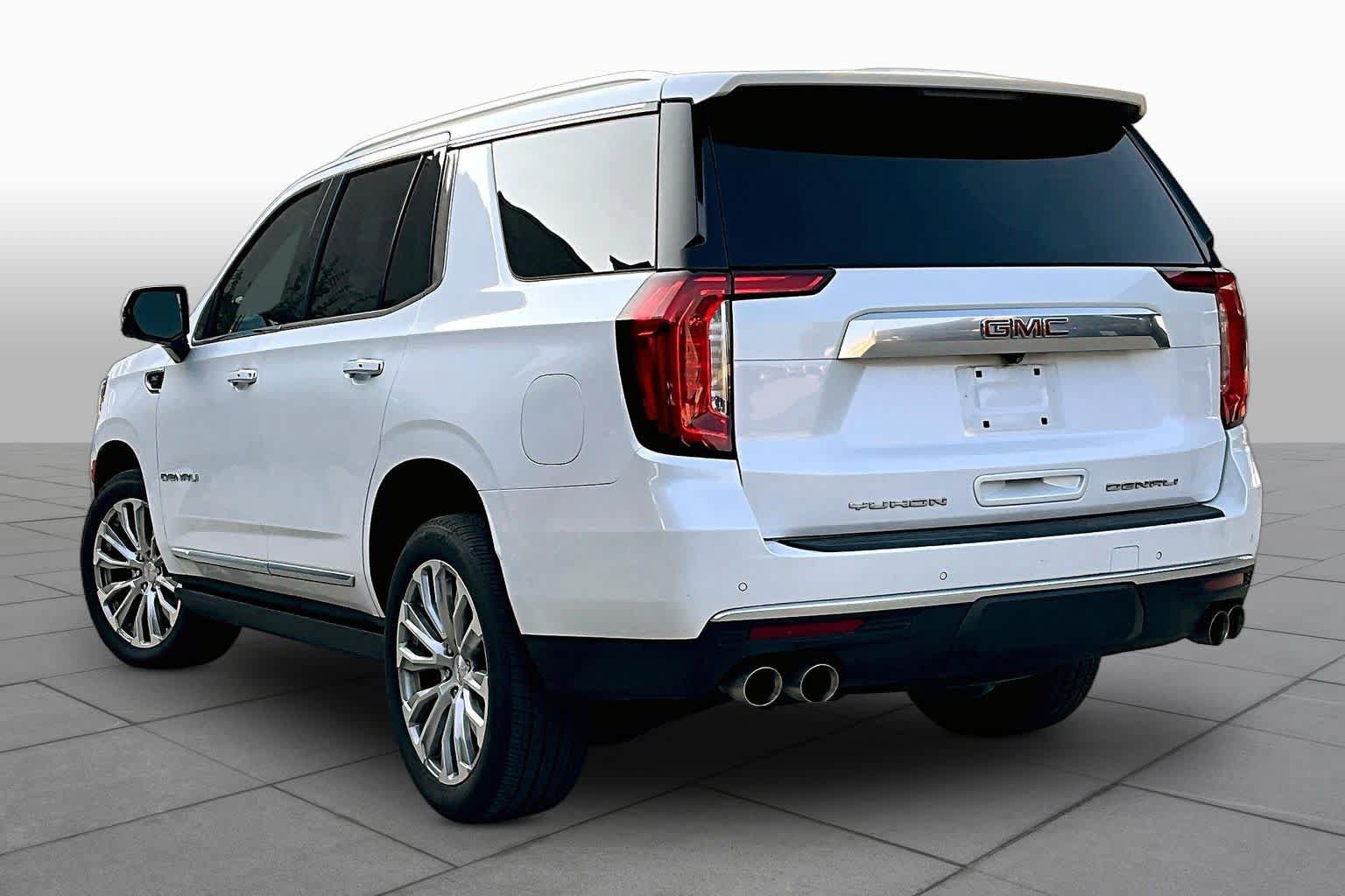 Used 2023 GMC Yukon Denali w/ LPO, Floor Liner Package AWD/4WD image 12