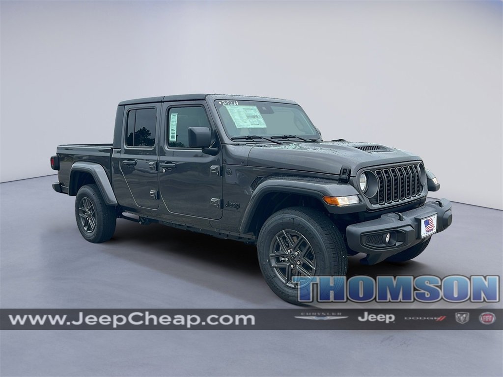 New 2025 Jeep Gladiator Sport