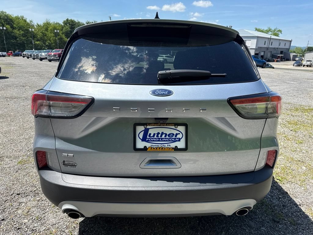 Used 2022 Ford Escape SE w/ Convenience Package FWD image 8
