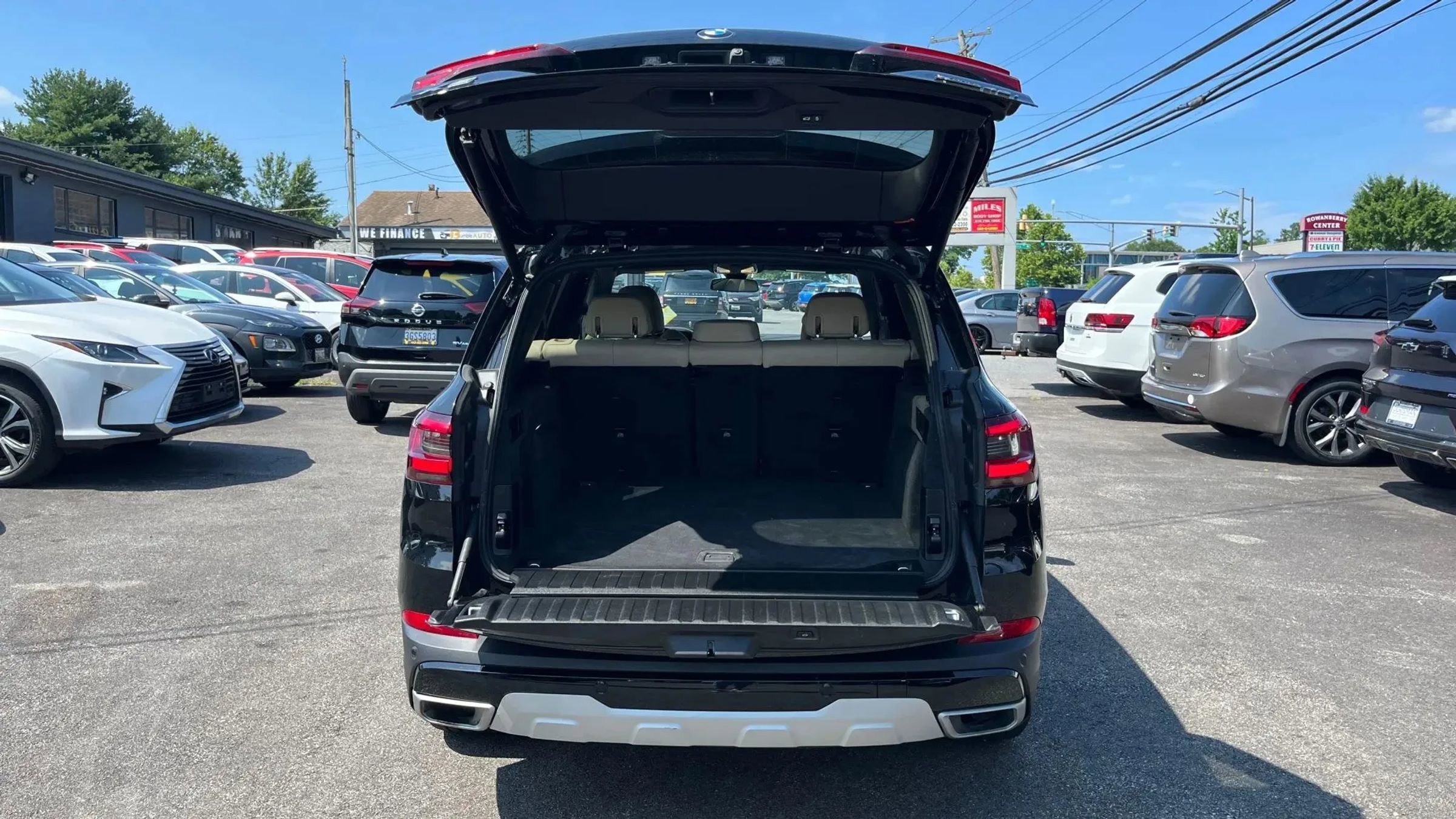 Used 2021 BMW X5 xDrive40i w/ Convenience Package image 12