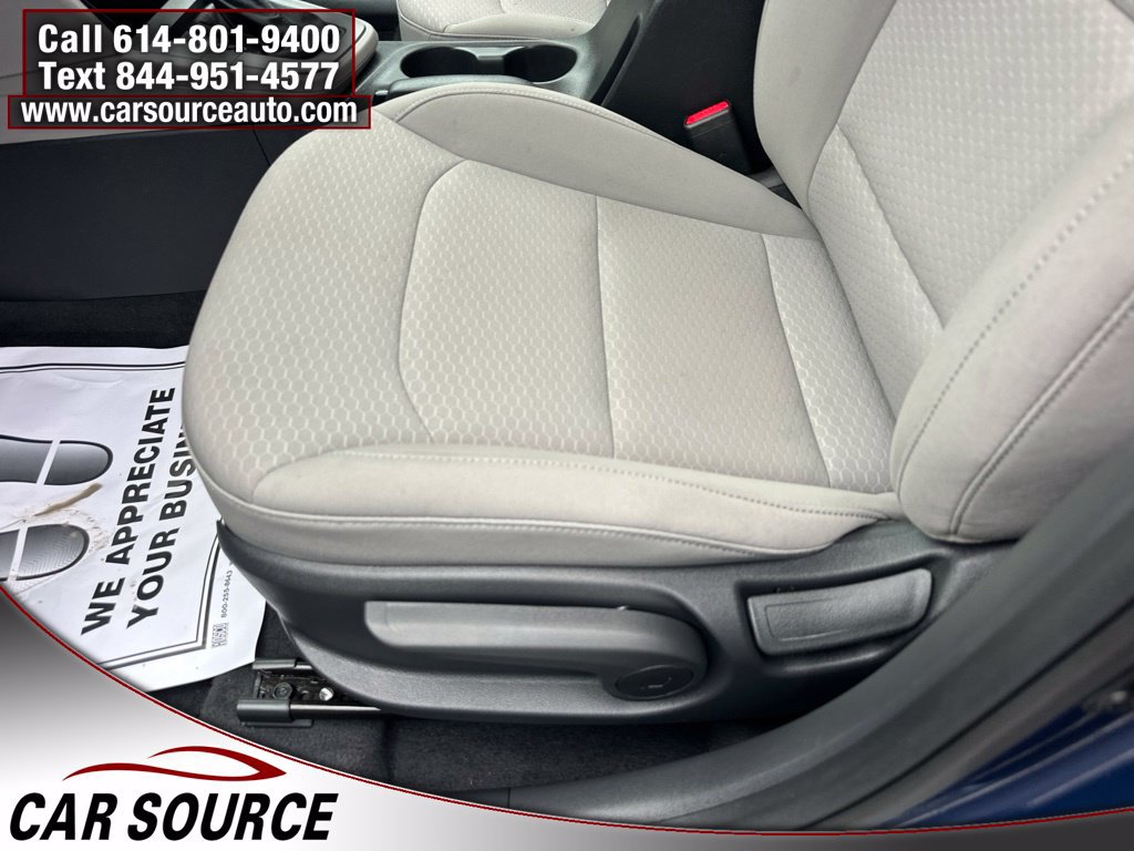 Used 2020 Hyundai Elantra SE FWD image 8
