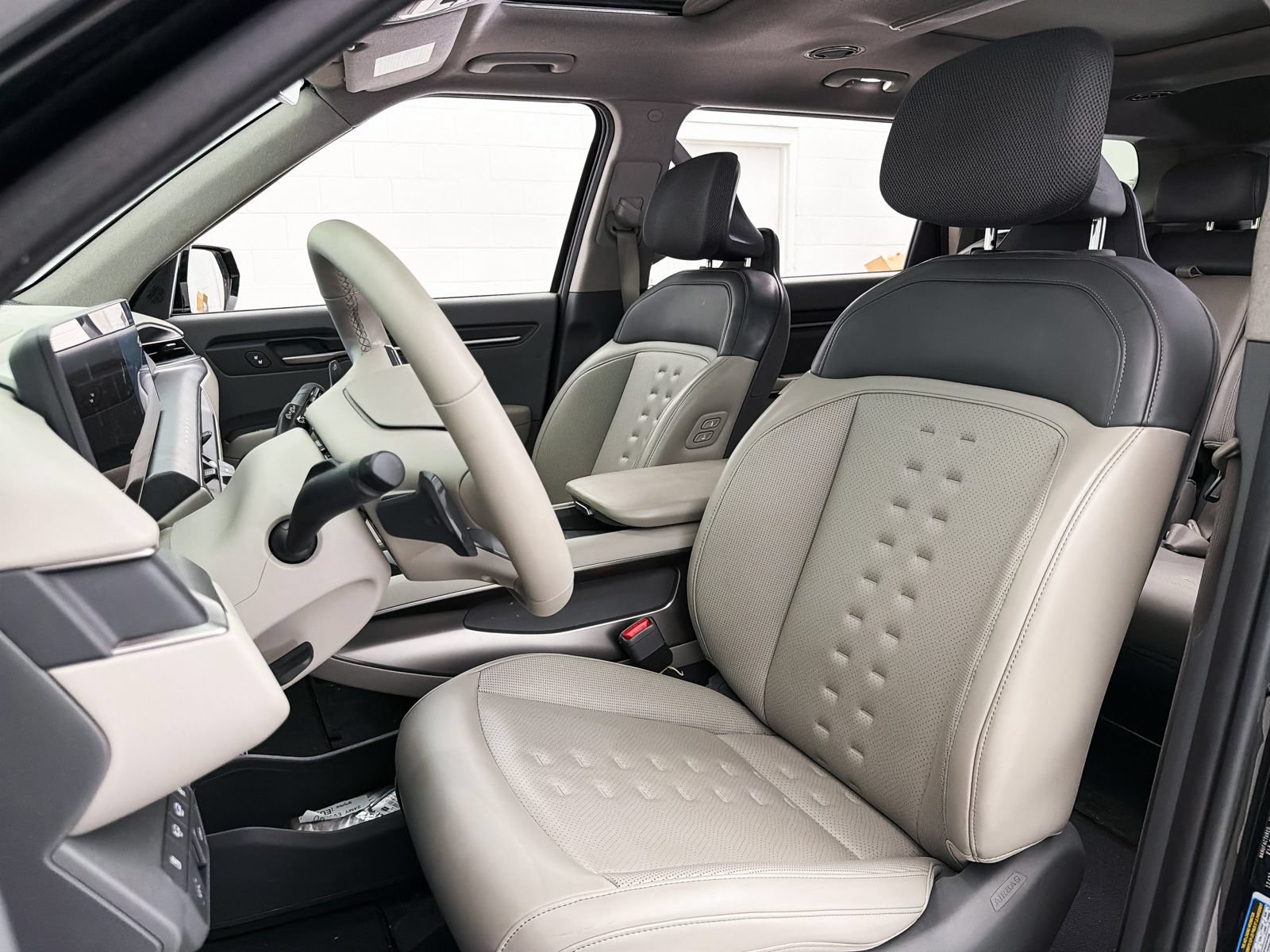 Certified 2024 Kia EV9 Wind AWD/4WD image 22