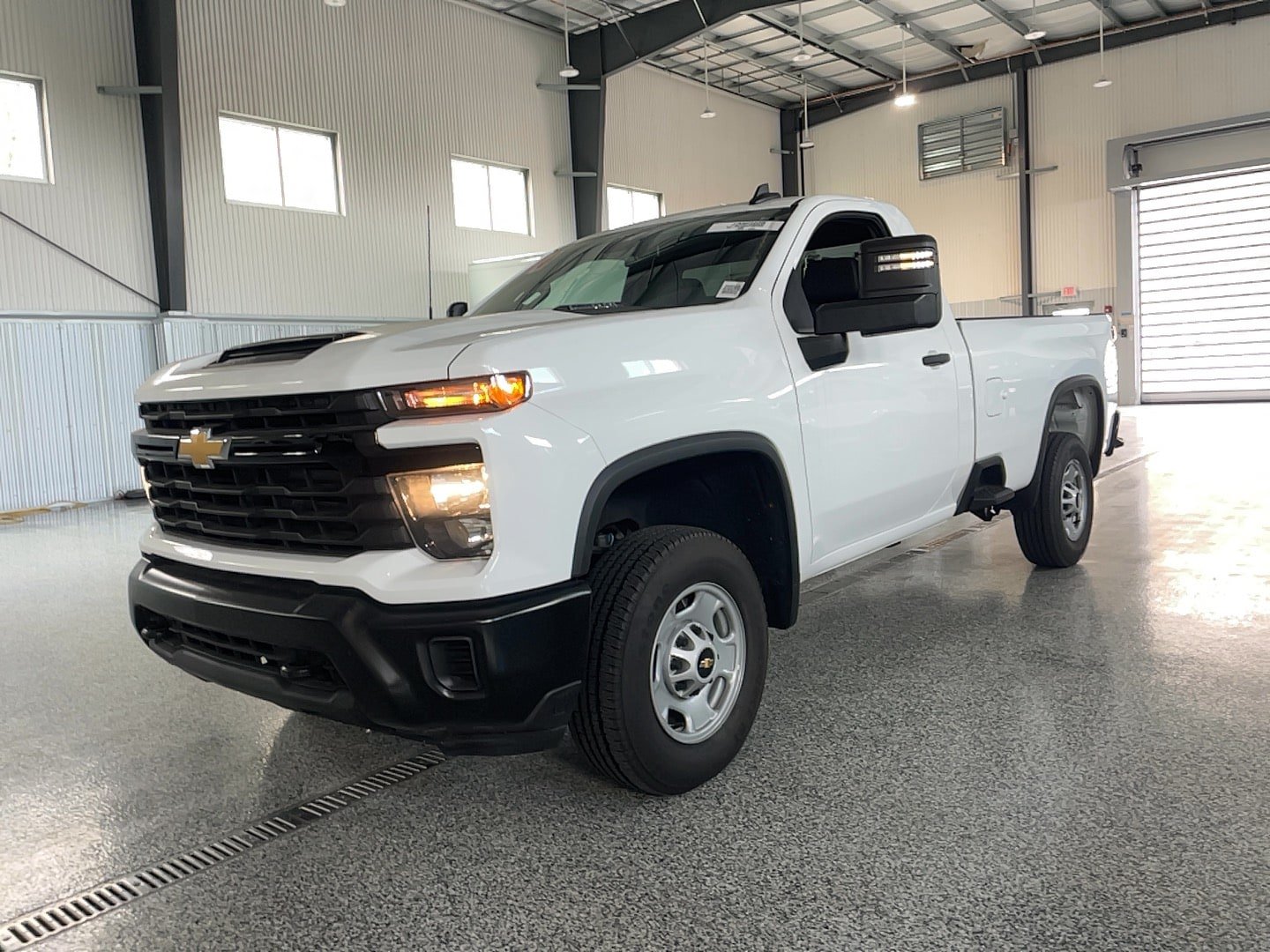 Used 2024 Chevrolet Silverado 2500 W/T w/ WT Convenience Package AWD/4WD image 2