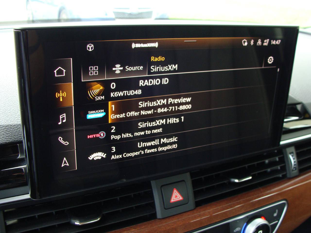 Used 2021 Audi A4 2.0T Premium w/ Convenience Package AWD/4WD image 14