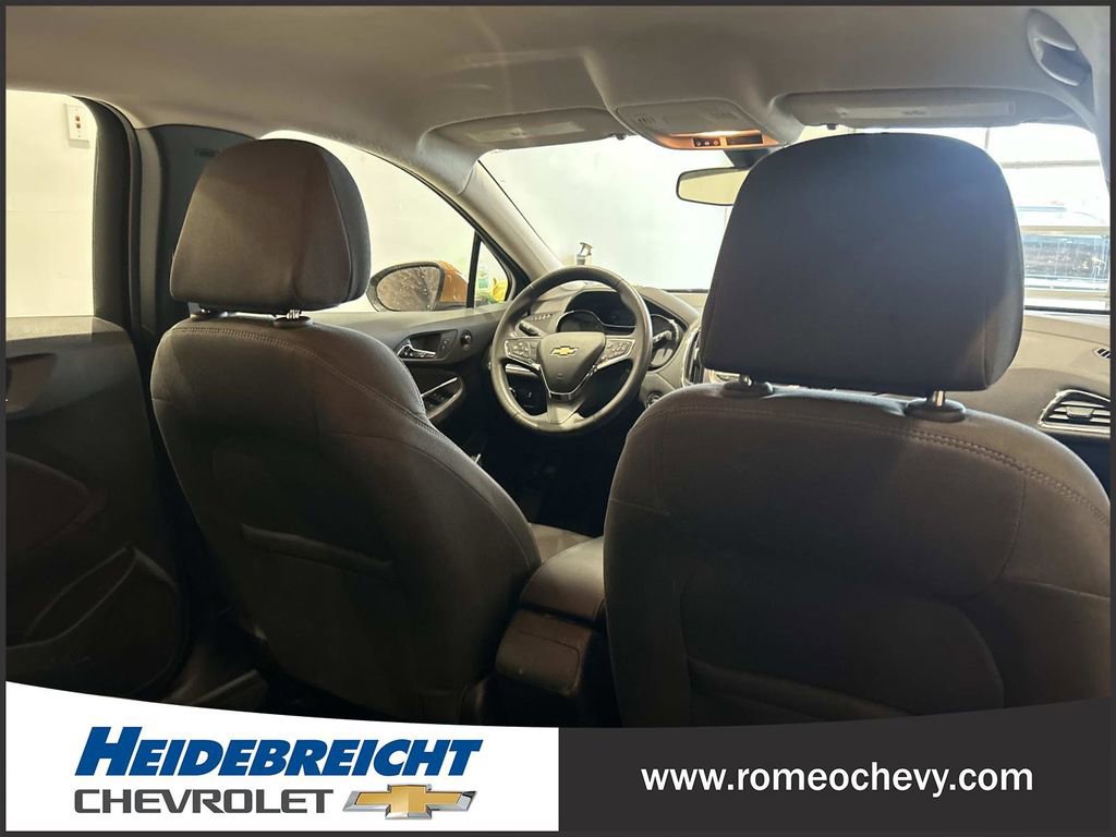 Used 2017 Chevrolet Cruze LT w/ Convenience Package image 31