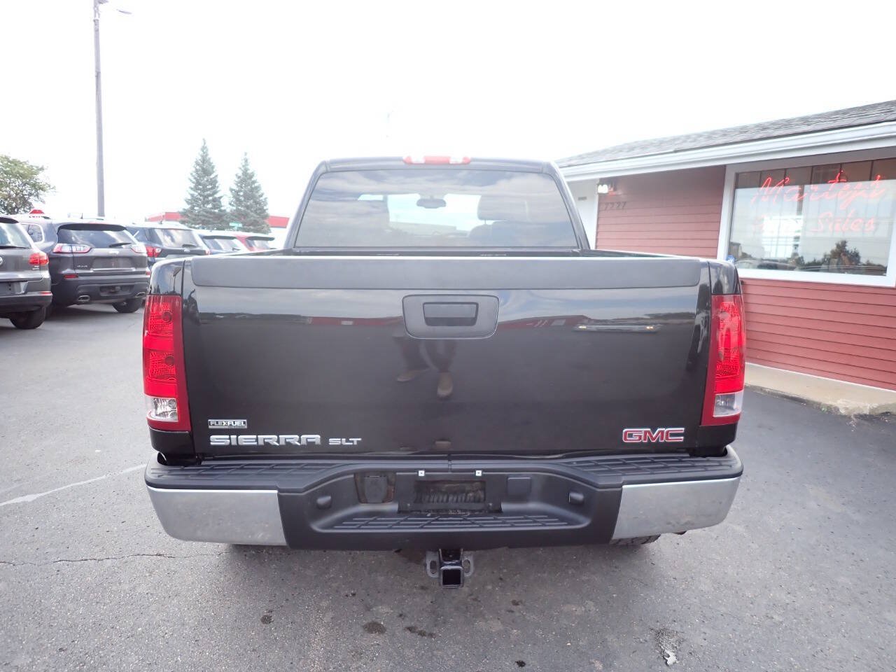 Used 2008 GMC Sierra 1500 SLT w/ All-Terrain Package AWD/4WD image 4