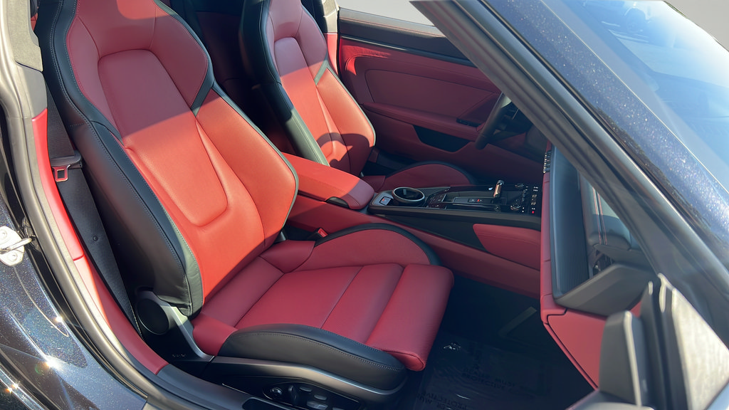 Certified 2026 Porsche 911 Carrera 4 GTS AWD/4WD image 21