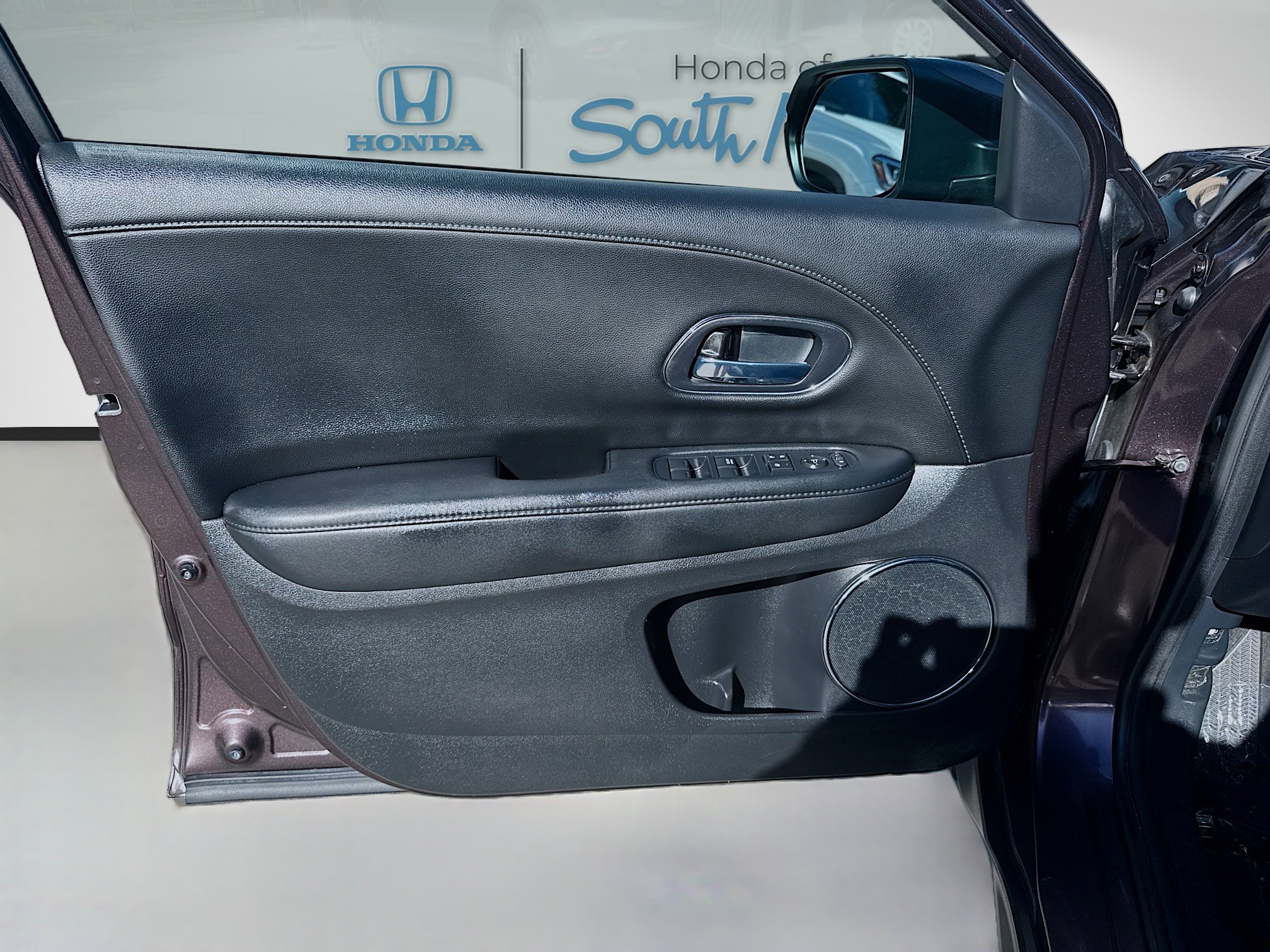 Used 2022 Honda HR-V EX-L image 19