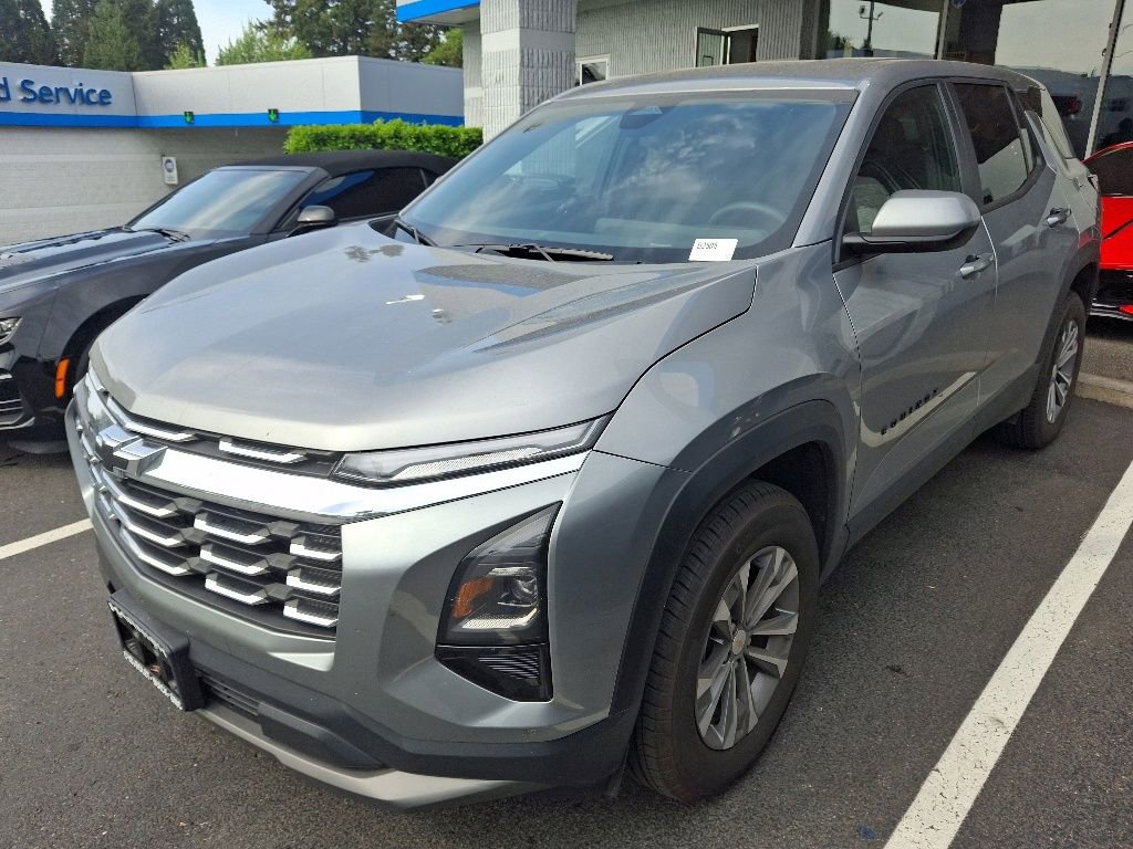 Used 2026 Chevrolet Equinox LT AWD/4WD image 1