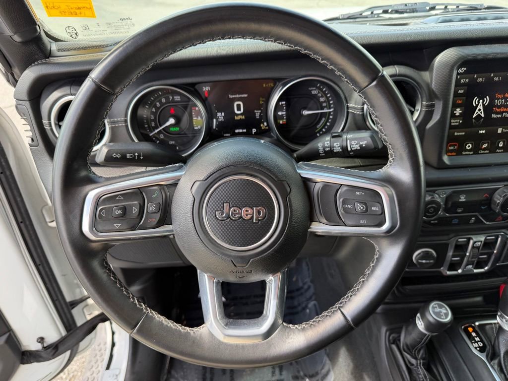 Used 2022 Jeep Wrangler Unlimited Sahara AWD/4WD image 20