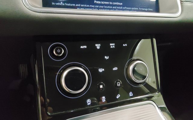 Used 2020 Land Rover Range Rover Evoque S image 22