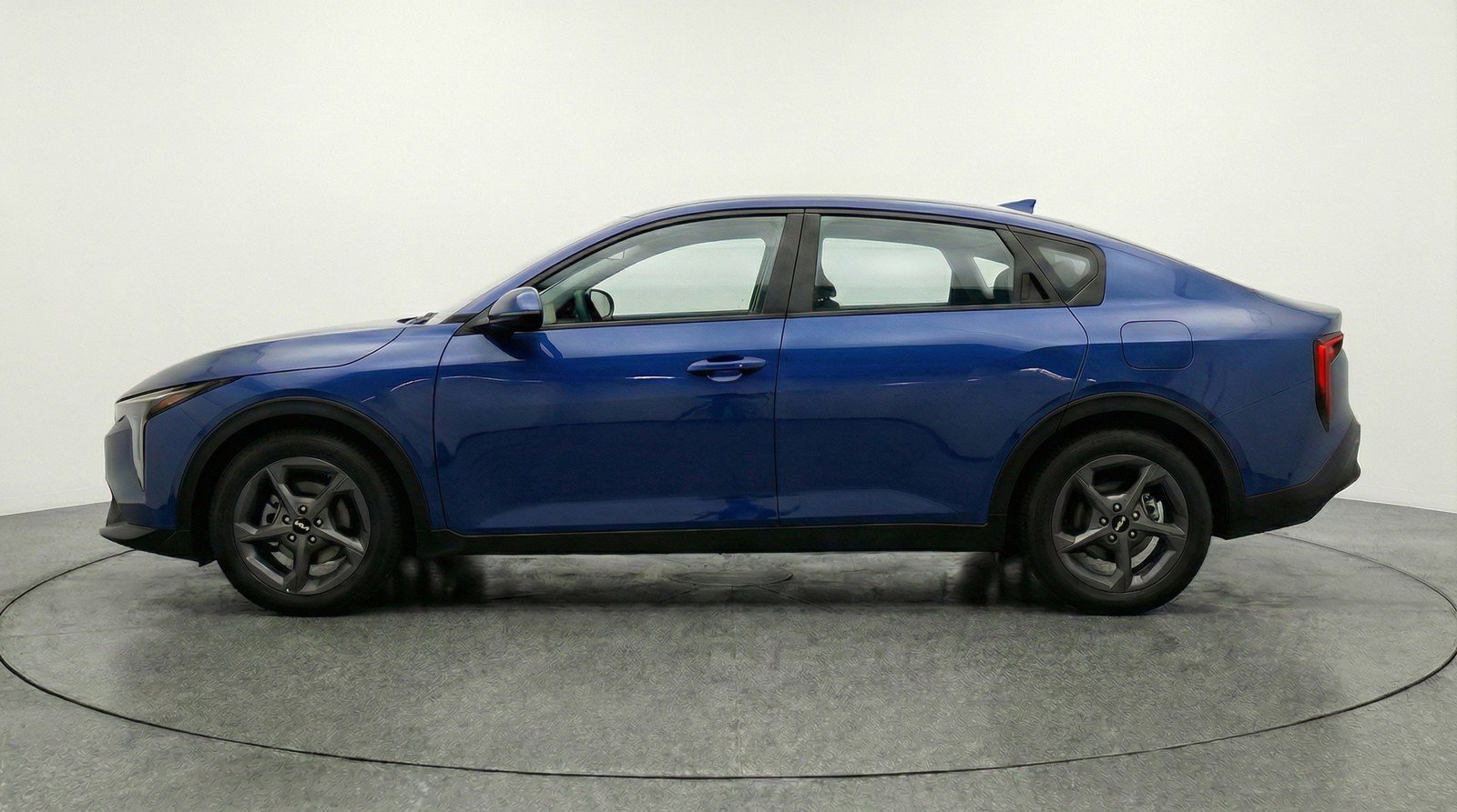 Used 2025 Kia K4 LXS image 5