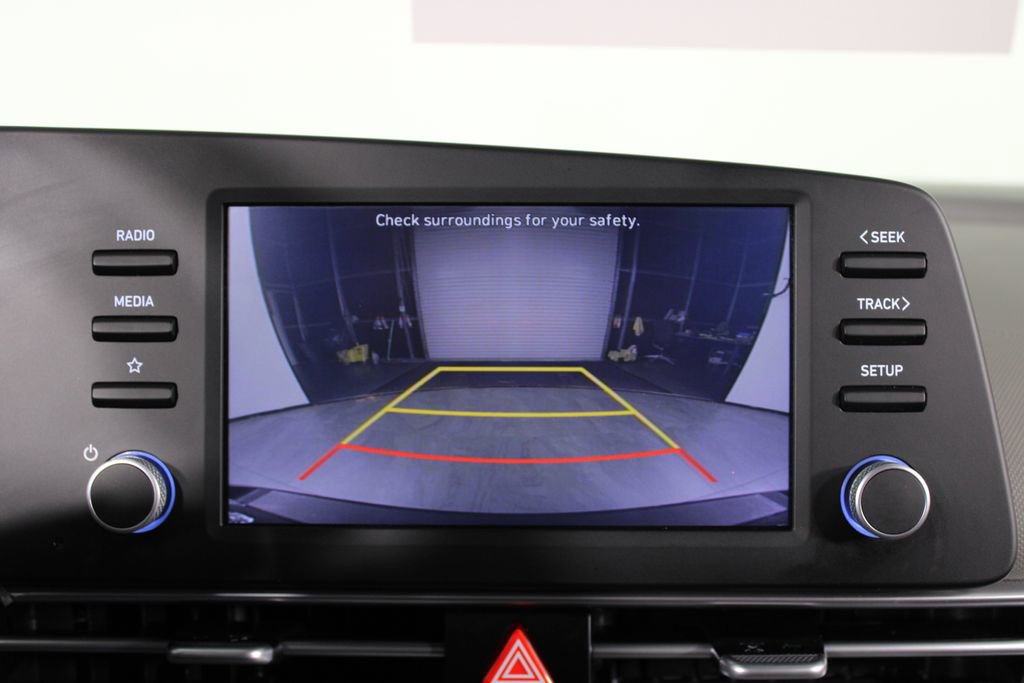 Certified 2023 Hyundai Elantra SEL image 28