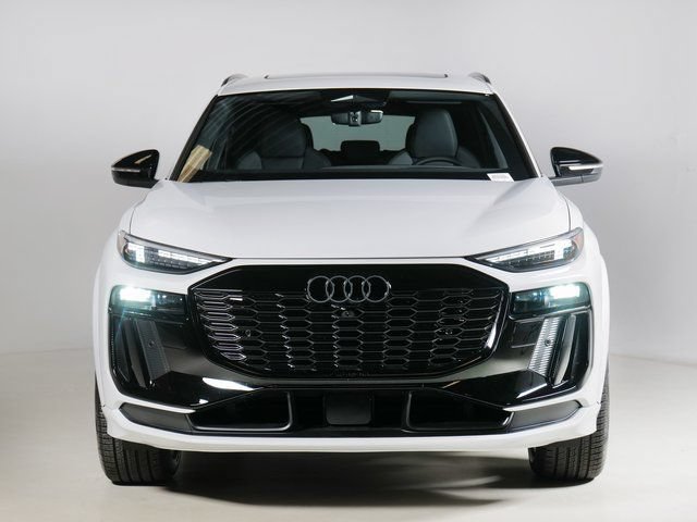 Certified 2027 Audi Q6 e-tron Premium Plus w/ Premium Plus AWD/4WD image 8
