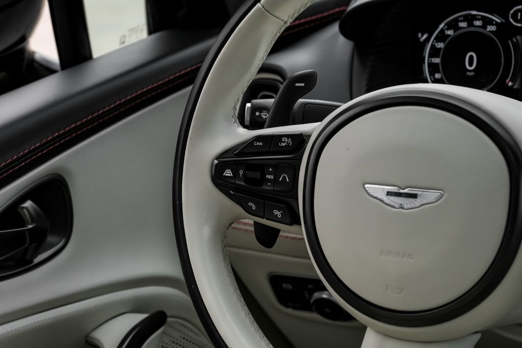 Used 2023 Aston Martin DBX 707 image 14